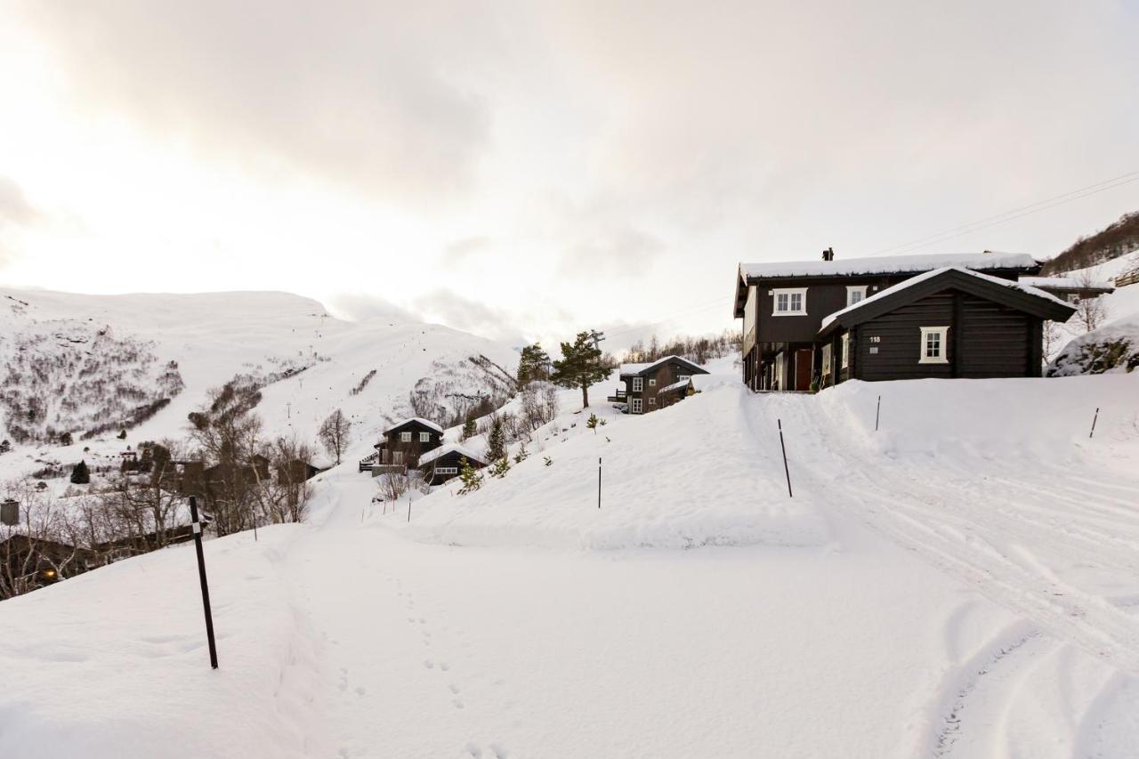 Strandafjellet Mountain Lodge Странда Екстериор снимка