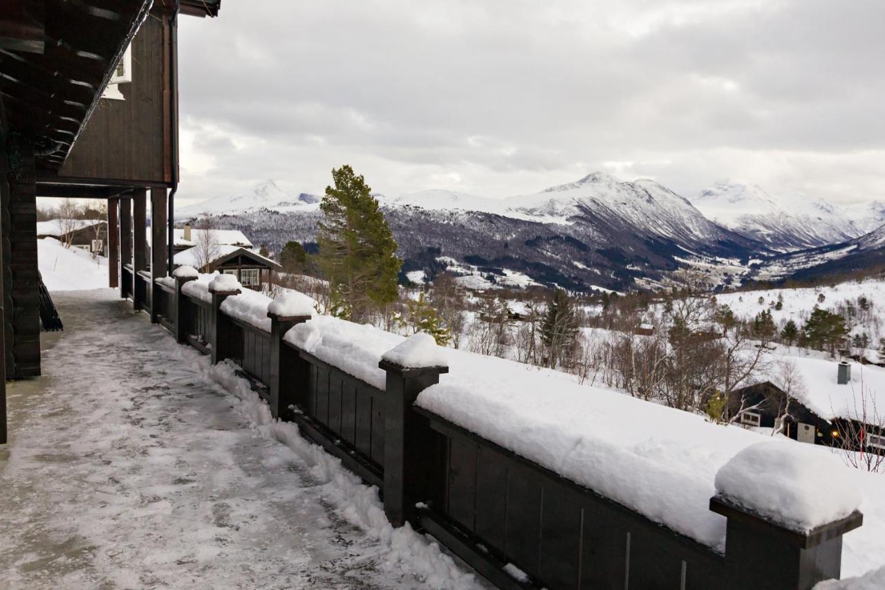 Strandafjellet Mountain Lodge Странда Екстериор снимка